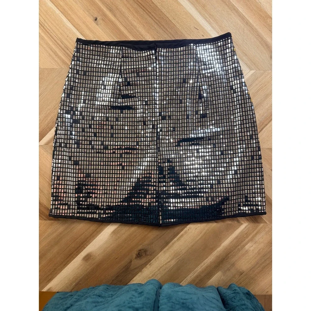 LE LIS Women Metallic Sequin Mini Skirt XS Silver Black Party Club‎ Y2K 90s